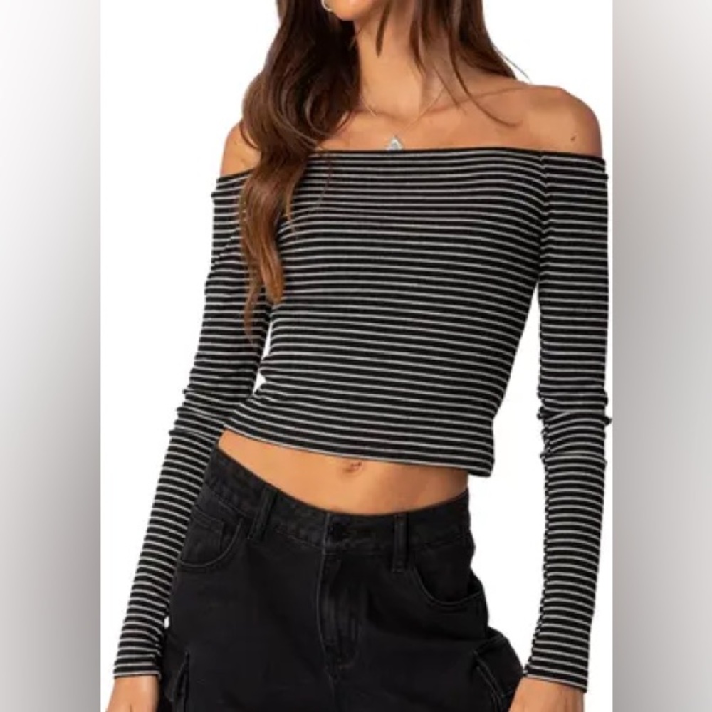 Edikted Striped Off-Shoulder long sleeve Top